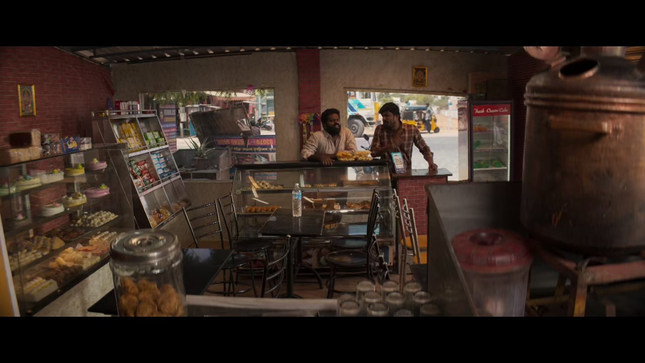 Kudumbasthan (2025) ZEE5 WEB-DL Hindi + Te Ta Ml Kn 720p 10bit HEVC DDP 5.1 ESub.mkv.0003