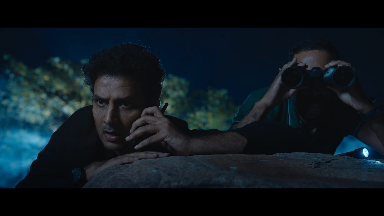 Eagle (2024) AMZN WEB-DL Hindi + Ta Te Ml Kn 1080p HEVC FLAC 5.1 ESub.mkv_snapshot_00.58.17.958