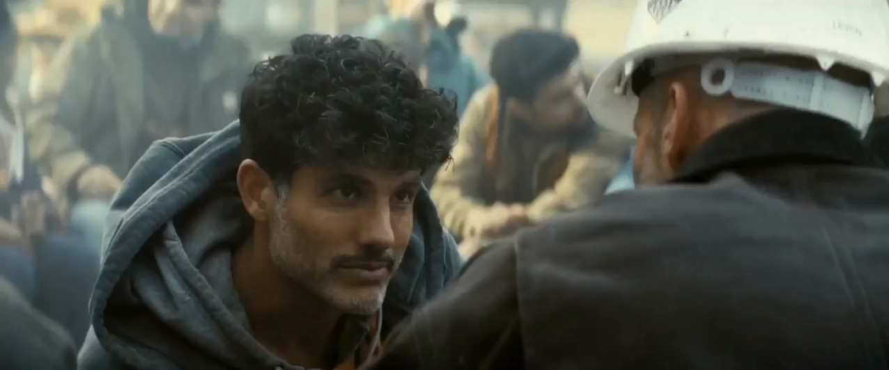 Screenshot of A Working Man  [ORG Hindi] (2025) &bull; Hindi, English Dual Audio on MovieLinkBD