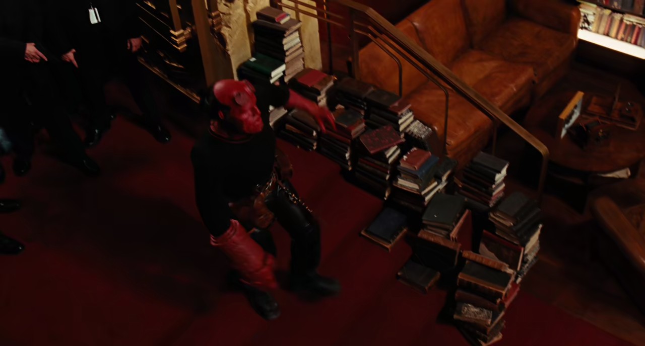 Hellboy II - The Golden Army (2008) Bluray Hindi + English 720p 10bit HEVC DD 5.1 ESub.mkv.0003