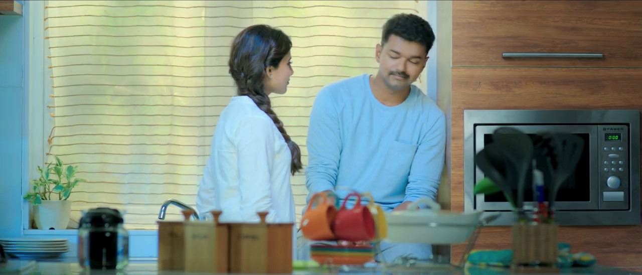 Theri (2016) (Hindi + Tamil) Dual Audio WEBRip screenshot