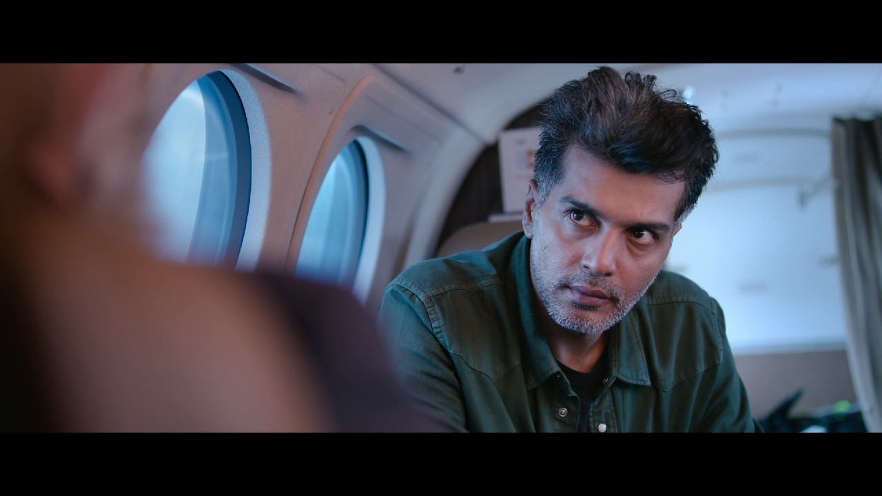 Eagle (2024) AMZN WEB-DL Hindi + Ta Te Ml Kn 1080p HEVC FLAC 5.1 ESub.mkv_snapshot_01.12.40.208