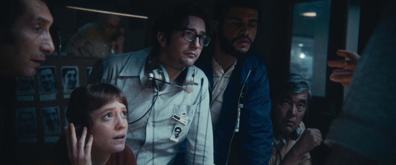 September 5 (2024) BluRay English 720p x264 AVC AAC 2.0.mp4.0003