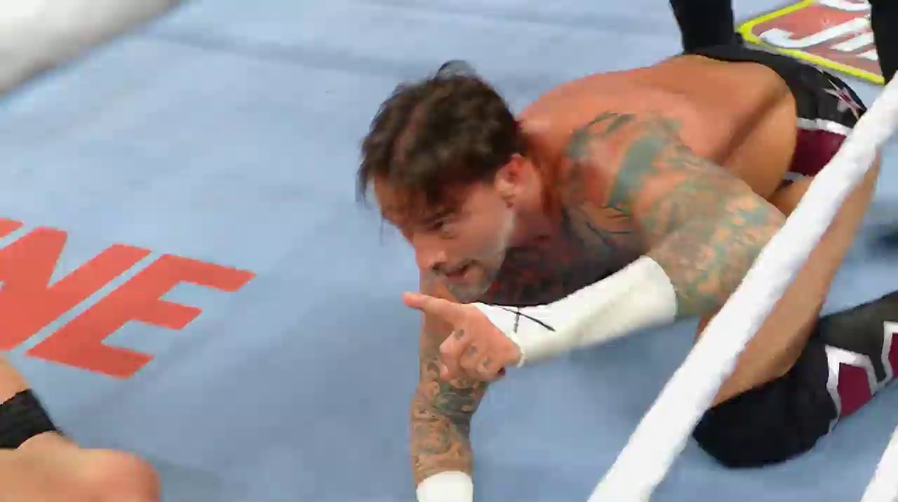 WWE Elimination Chamber 2025 720p NETFLiX WEB H264.mkv.0004