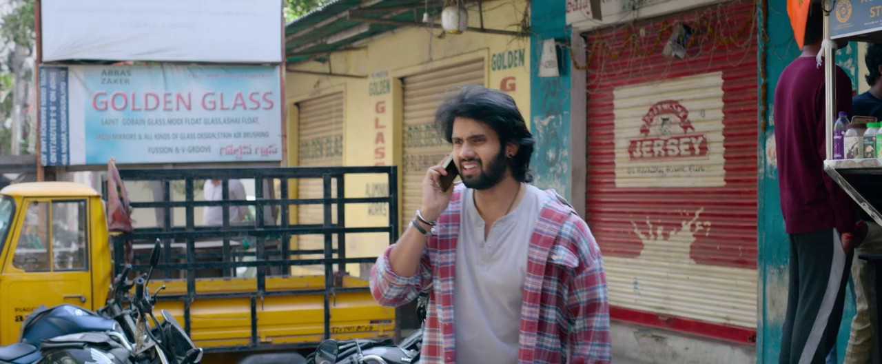Rewind (2024) AMZN WEBRip Hindi + Telugu 720p AVC HE-AAC 2.0 ESub.mkv.0004
