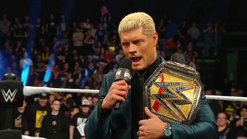 WWE.Monday.Night.Raw.2025.03.24.HDTV.H264-Star.mp4_snapshot_00.18.31.640