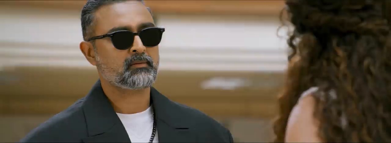 Good Bad Ugly (2025) Tamil WEBRip 720p x264 AVC HE-AAC 2.0 CineVood.mkv_snapshot_00.20.20.772