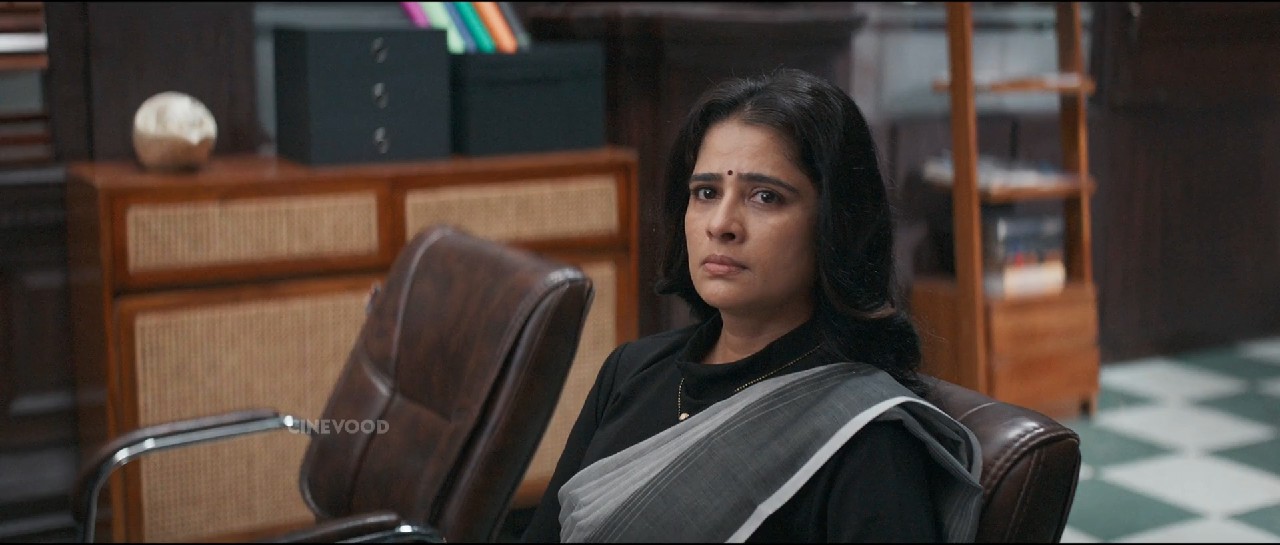 Mathu Vadalara 2 (2024) WEBRip Hi Te Kn Ml Ta 1080p AVC 2.0 CineVood.mkv_snapshot_01.01.30.120